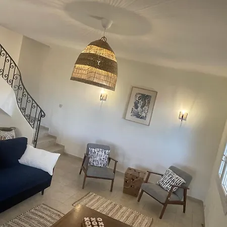 Au Bord De A Les Palmiers *